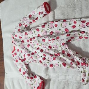 Wonder Nation 6-9 red and white